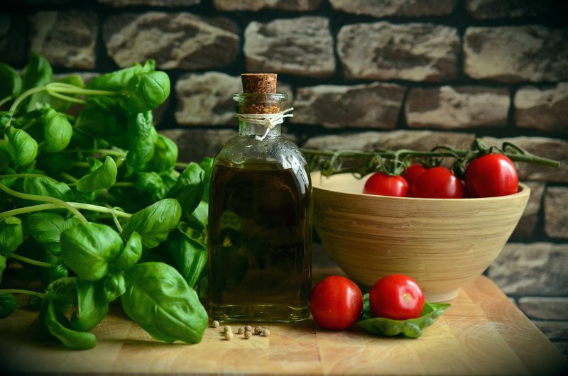 Oleje kuchenne: wybór idealnego oleju do Twojej kuchni