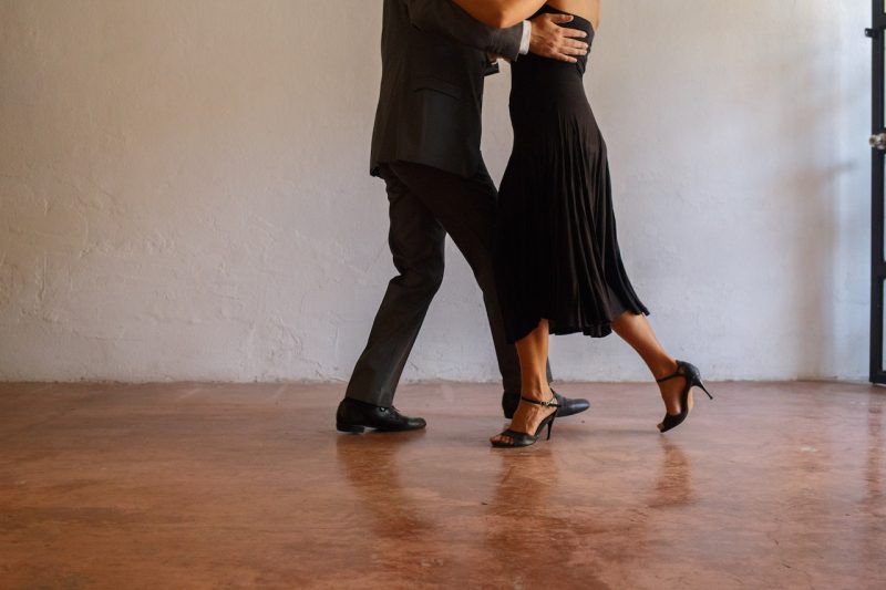 Jak tańczyć tango? Historia i porady dotyczące tanga