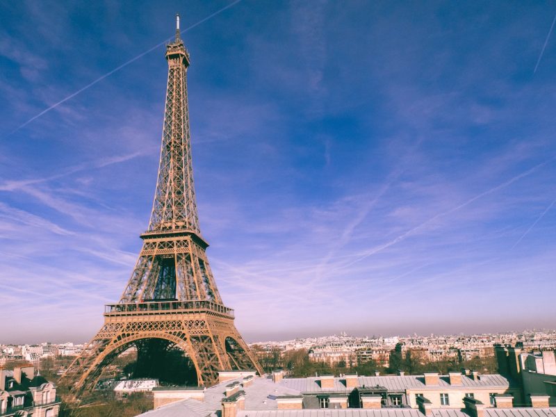 Jakie są najważniejsze punkty do odwiedzenia w Paryżu?